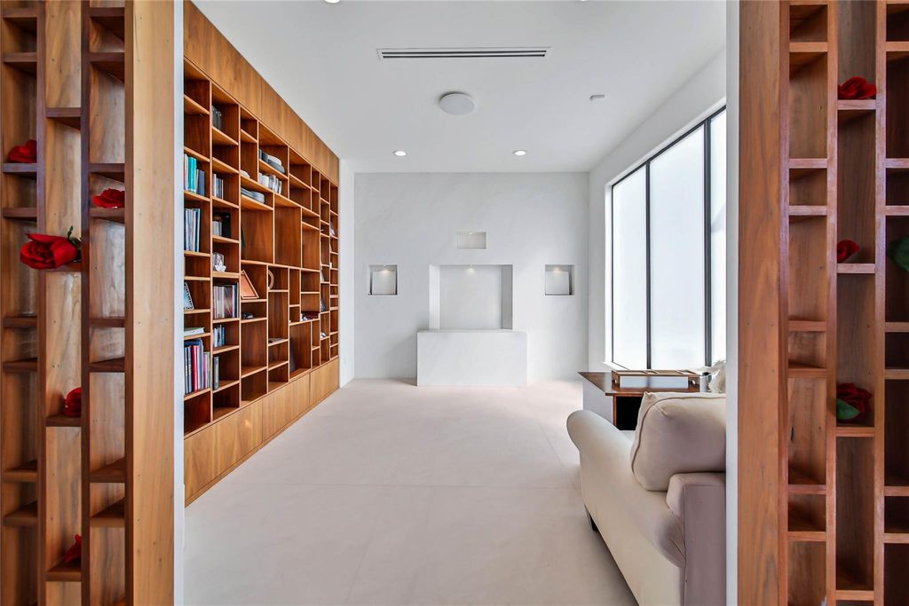 Photo of 2111 Water Canyon Court, Houston, TX 77077 (MLS # 39657947)