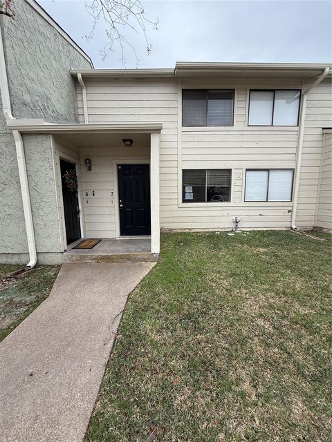 Townhouse For Sale - 4507 Carter Creek Parkway #7<br/> Brazos County, Bryan, TX 77802