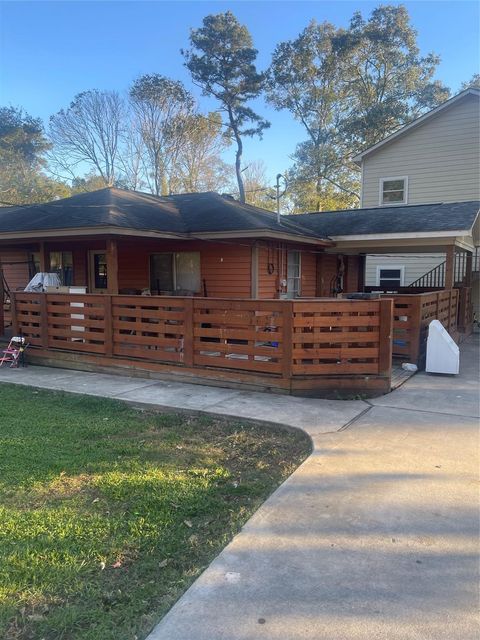 Photo of 397 County Road 379, Cleveland, TX 77328 (MLS # 8908820)