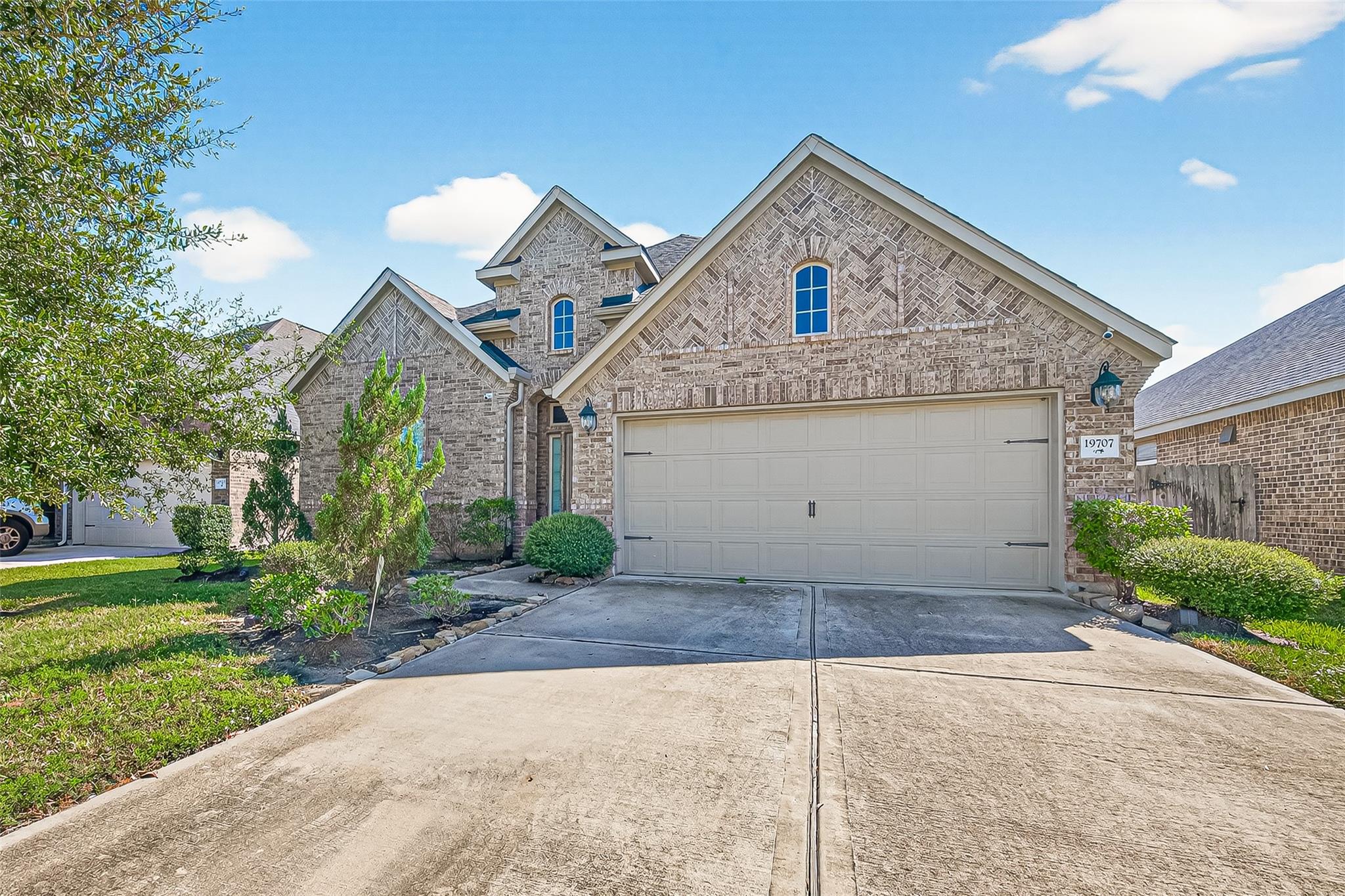19707 Lakeside Pointe Court