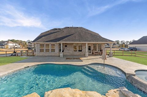 Homes For Sale - 16532 Gaines Glen Lane<br/> Montgomery, TX 77316