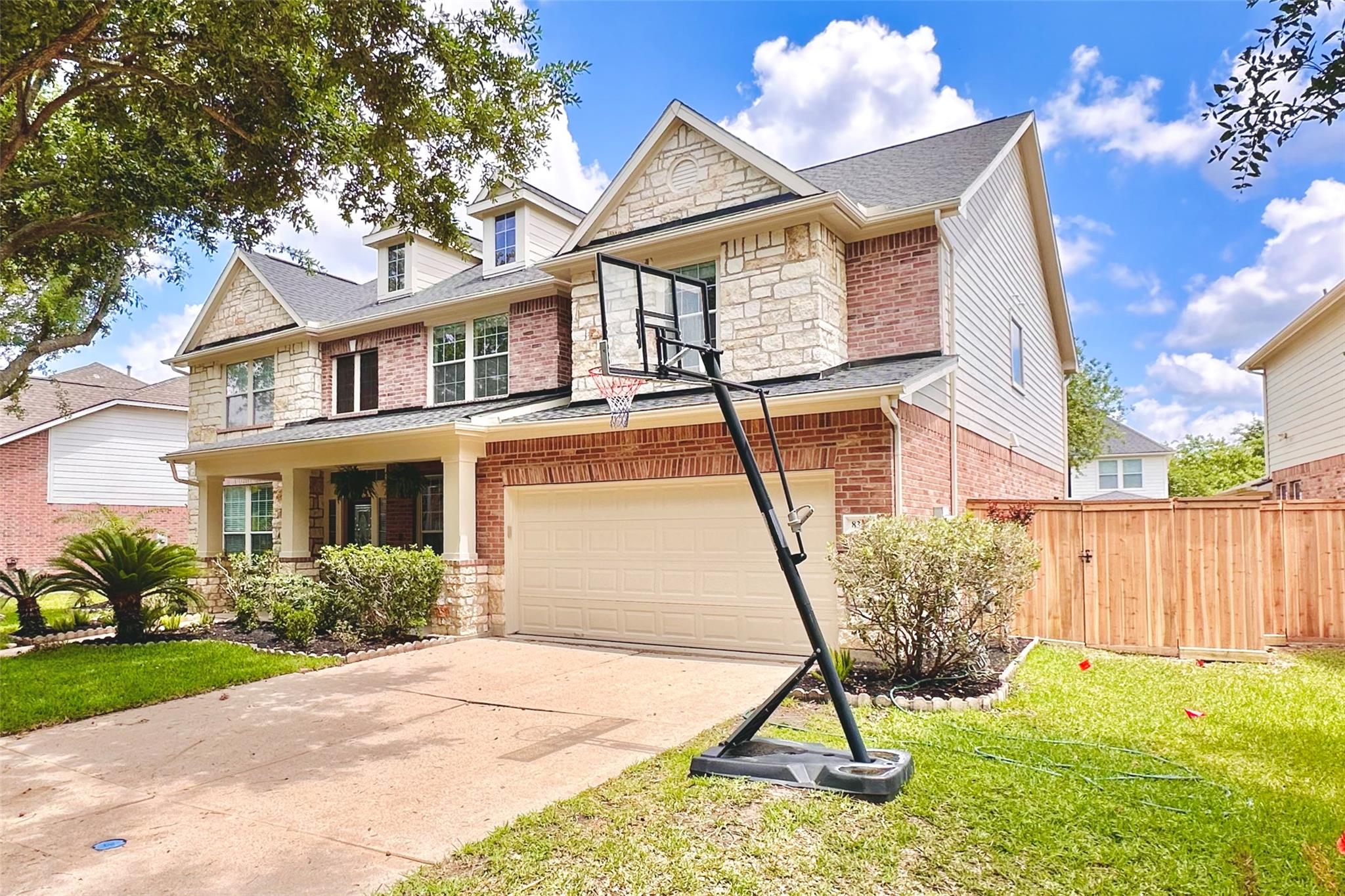 8307 Rosetrail Bend Lane