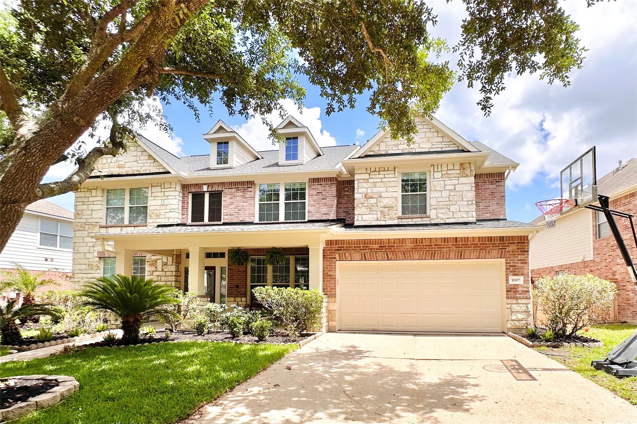 8307 Rosetrail Bend Lane
