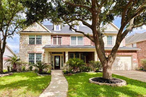 Photo of 8307 Rosetrail Bend Lane, Katy, TX 77494 (MLS # 18992073)