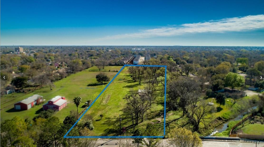 6100 Stuebner Airline Road