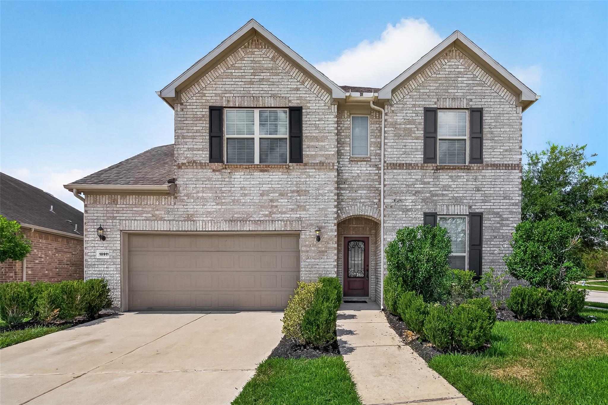 10911 Birchwood Knoll Court