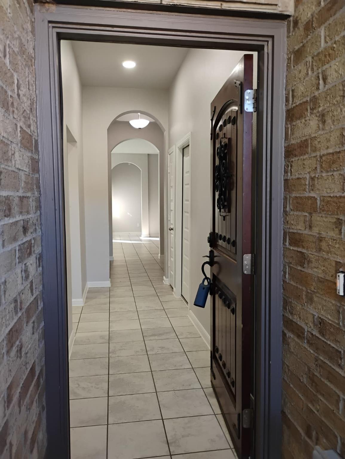 8118 Fairfield Manor Way