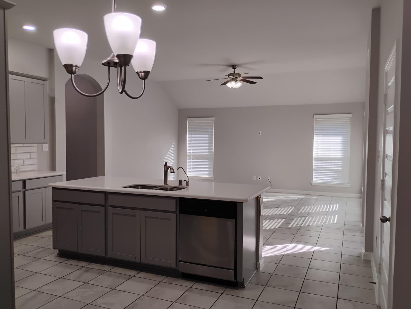 8118 Fairfield Manor Way