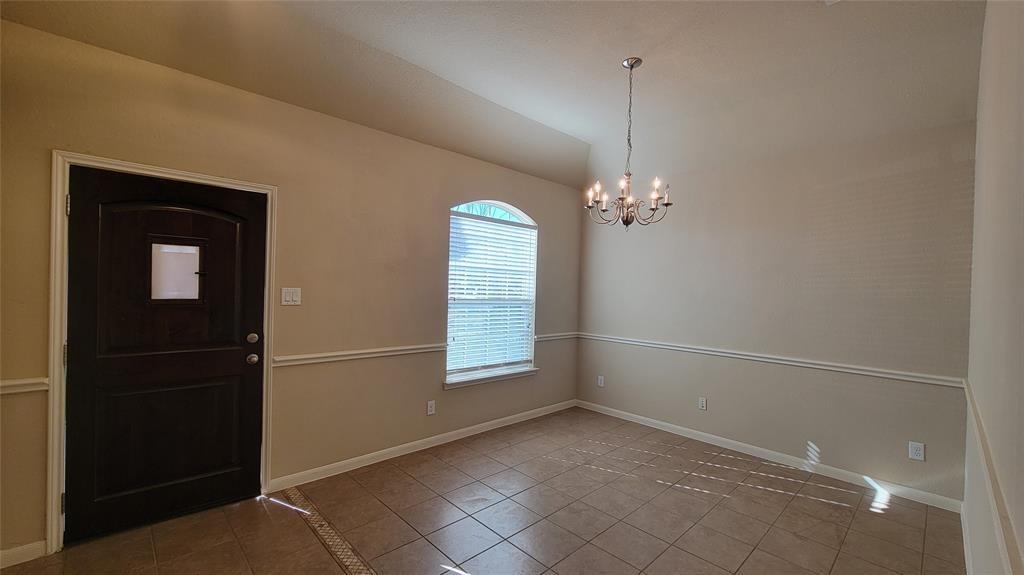 122 Black Swan Place