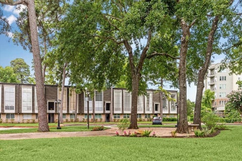 Photo of 12633 Memorial Drive #227, Houston, TX 77024 (MLS # 47840097)