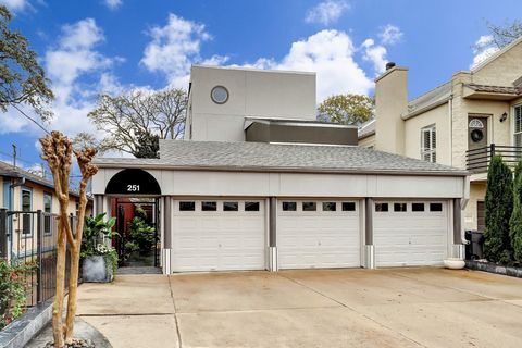 Photo of 251 Malone Street, Houston, TX 77007 (MLS # 90530153)
