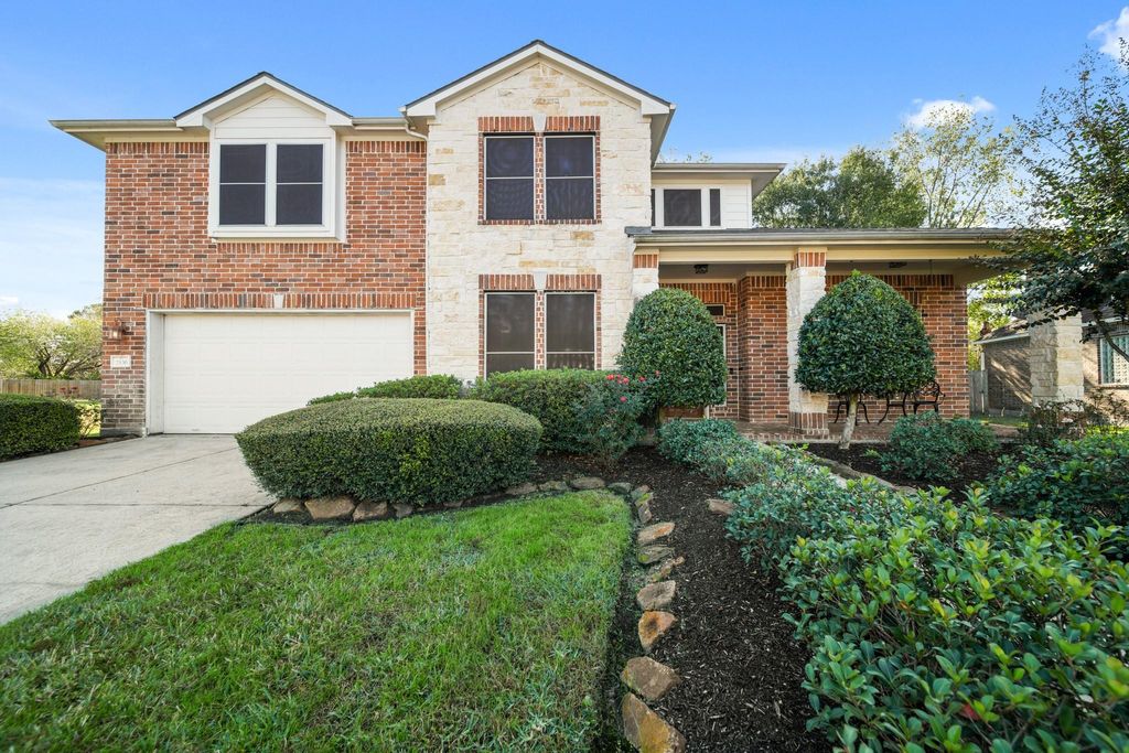 Photo of 2106 Short Path Court, Spring, TX 77373 (MLS # 83759085)