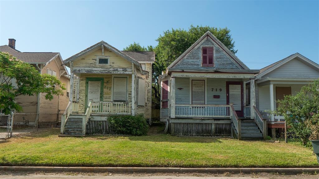 717 And 719 Sealy Street