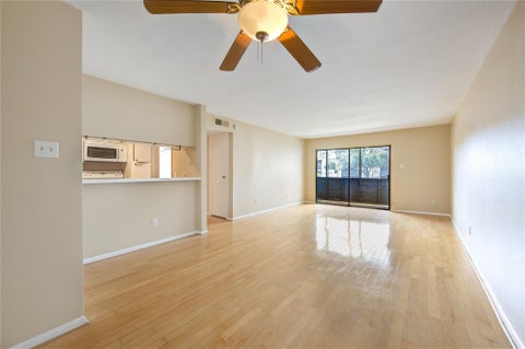 Photo of 3055 Walnut Bend Lane #21, Houston, TX 77042 (MLS # 86216966)