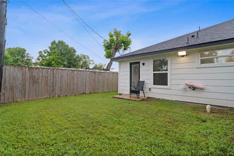 Tiny photo for 5202 Northridge Drive #A/B, Houston, TX 77033 (MLS # 50137029)