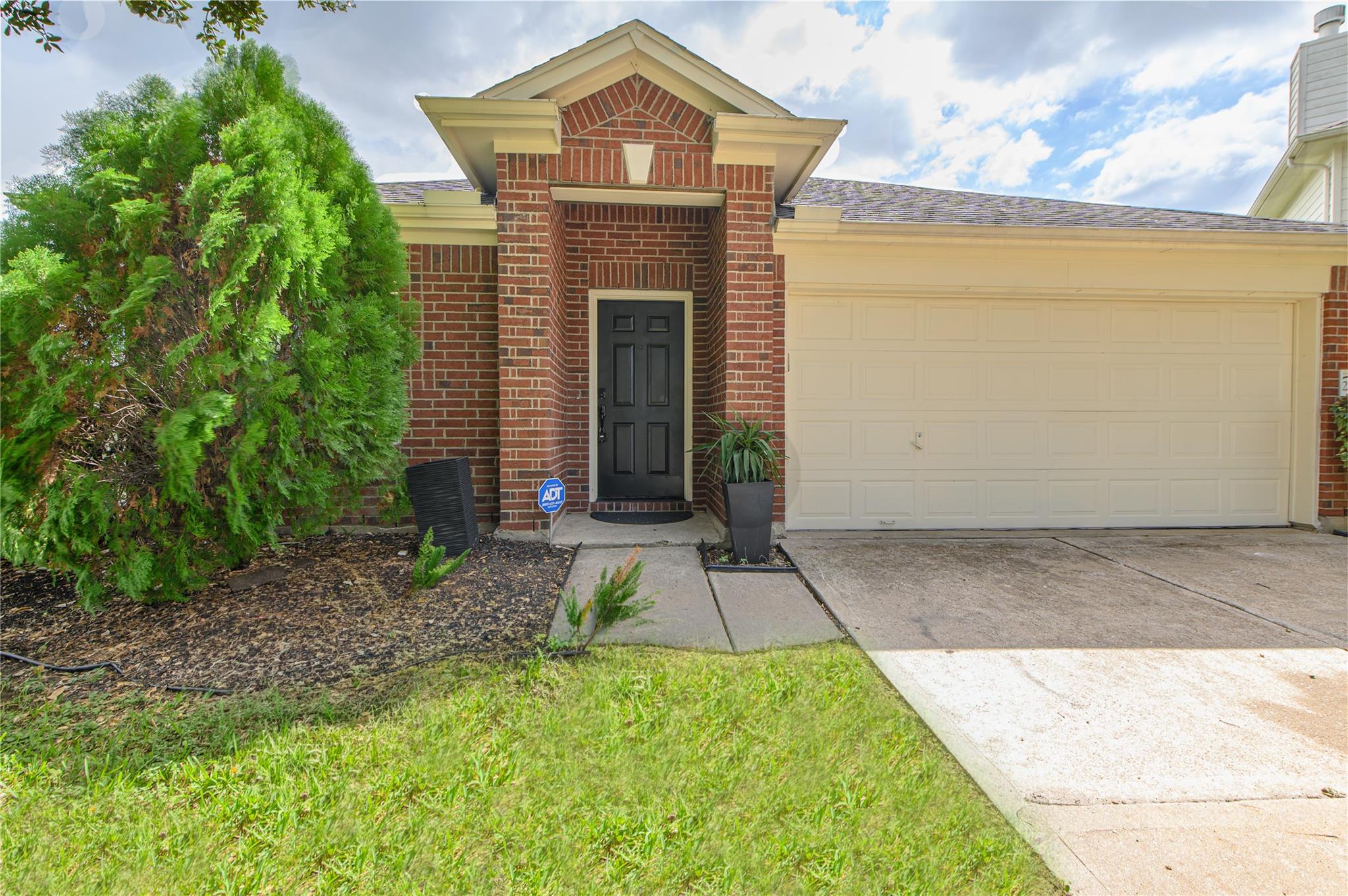 2303 Amber Wheat Court