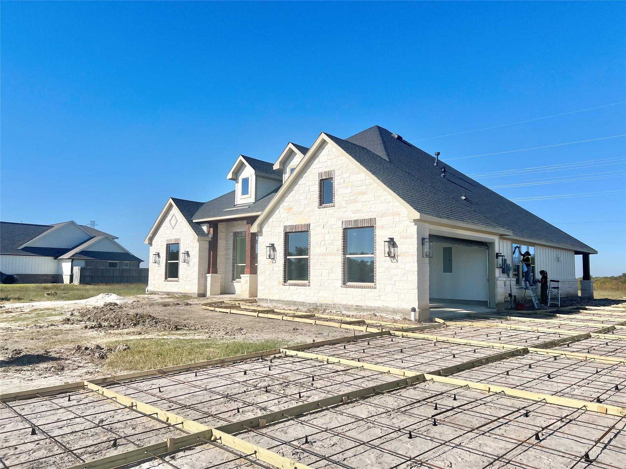 15722 N Tower Circle