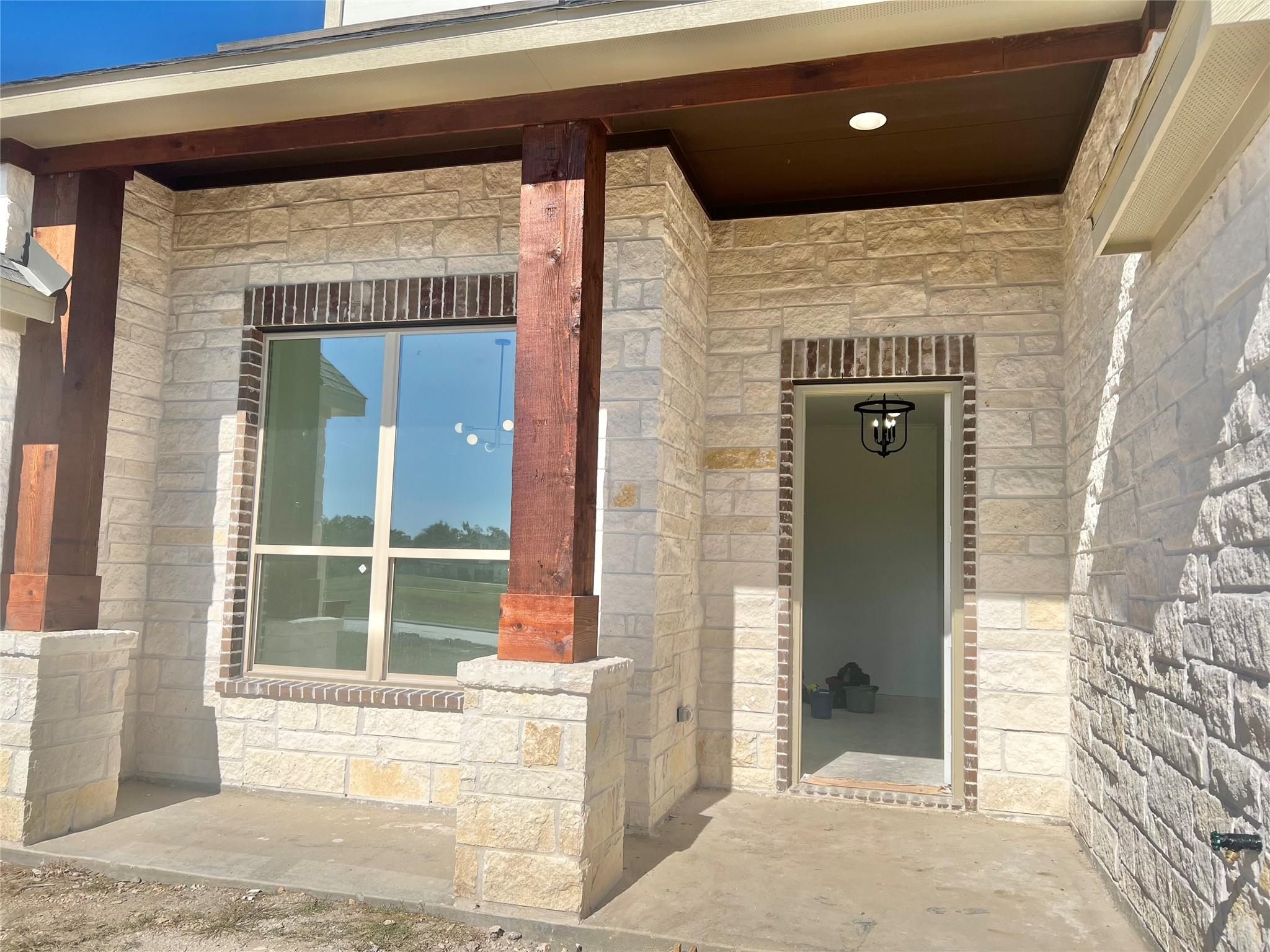 15722 N Tower Circle