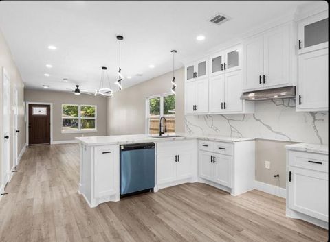 Photo of 102 Schade Lane #B, Houston, TX 77037 (MLS # 46433764)