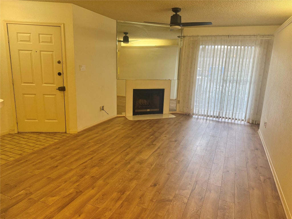 Photo of 2121 Hepburn Street #407, Houston, TX 77054 (MLS # 70596418)