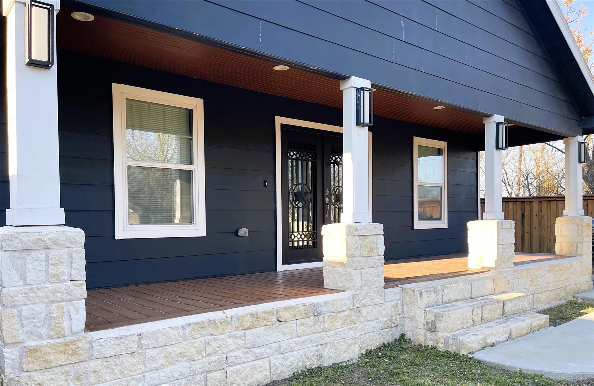 810 Thornton Carter Street