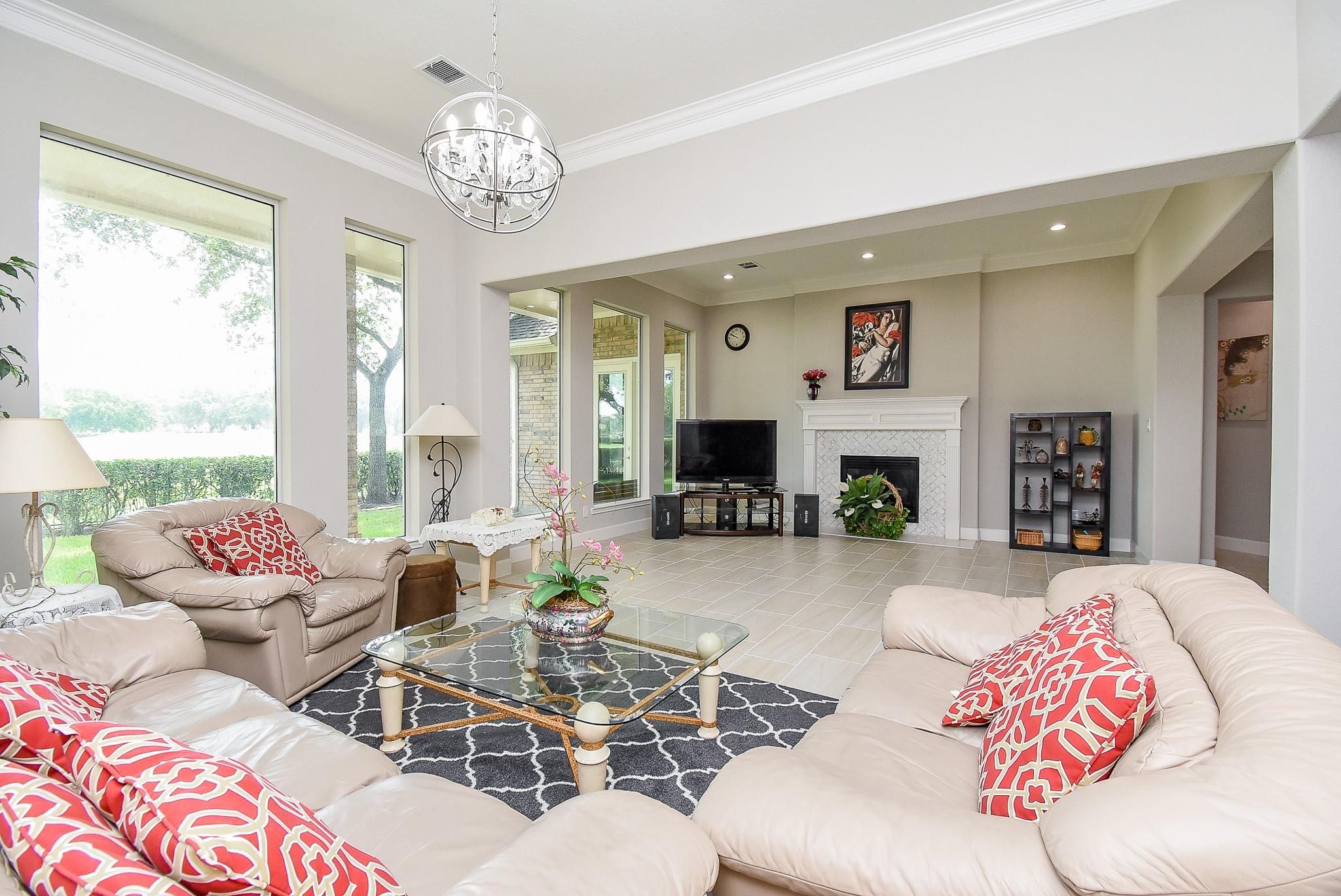 Sugar Land, Texas, 77479, United States, 5 Bedrooms Bedrooms, ,5 BathroomsBathrooms,Residential,Active,2034016