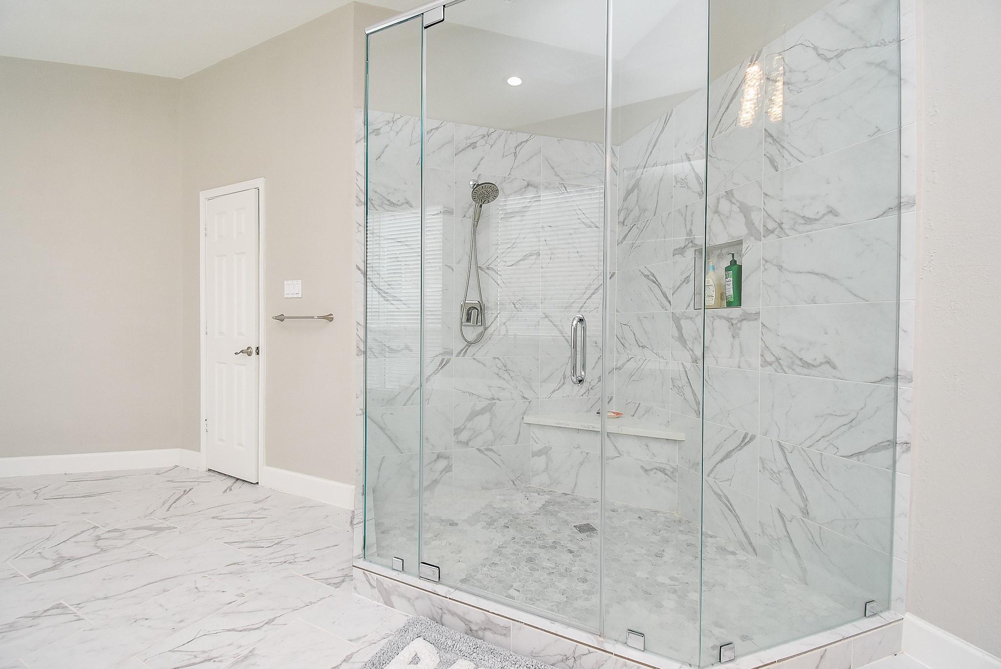 Sugar Land, Texas, 77479, United States, 5 Bedrooms Bedrooms, ,5 BathroomsBathrooms,Residential,Active,2034016