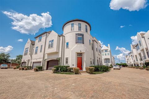 Photo of 9940 Woodwind Lane S, Houston, TX 77025 (MLS # 14666778)