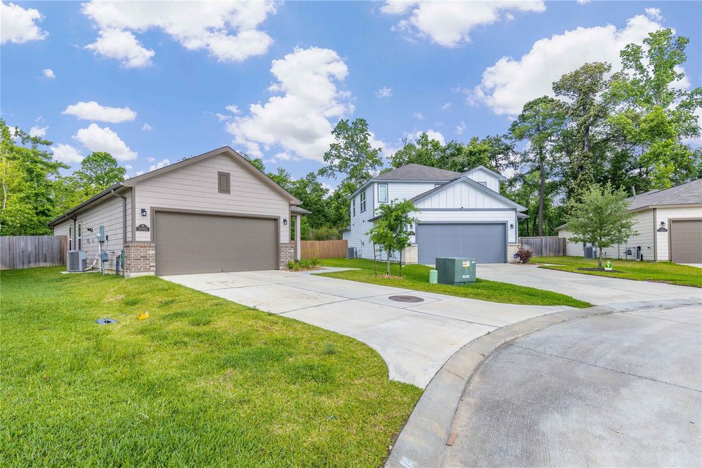 Photo of 20906 Endeavor Way St, Porter, TX 77365 (MLS # 51171918)