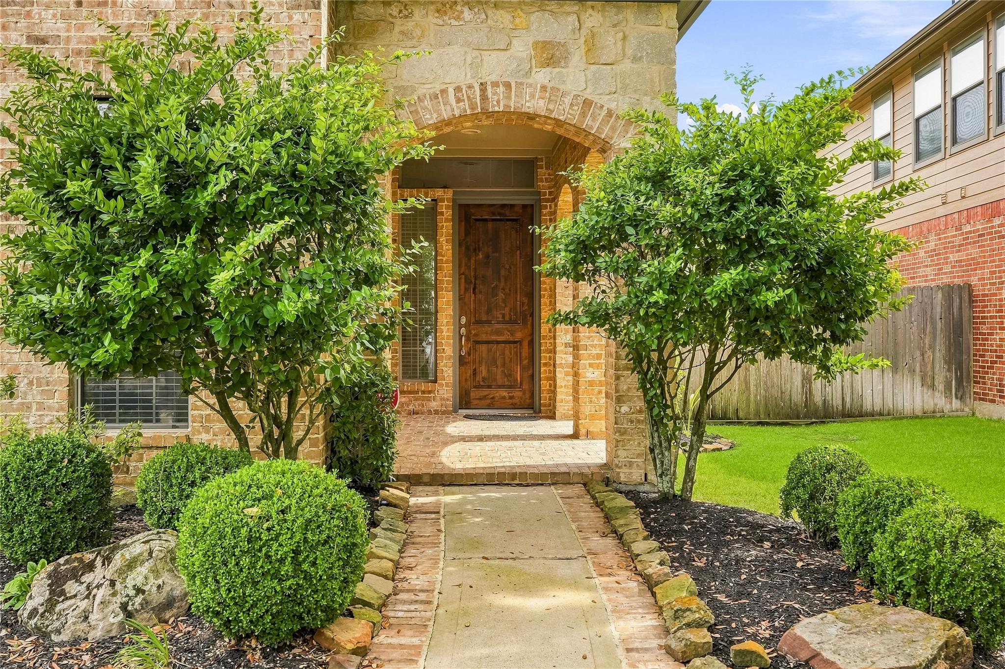 18323 E Laura Shore Drive