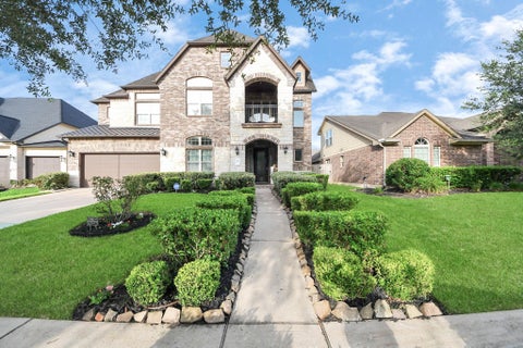 Photo of 11 Vesuvius Lane, Missouri City, TX 77459 (MLS # 63501929)