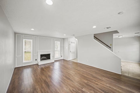 Photo of 10814 Sugar Hill Drive #B, Houston, TX 77042 (MLS # 78877820)
