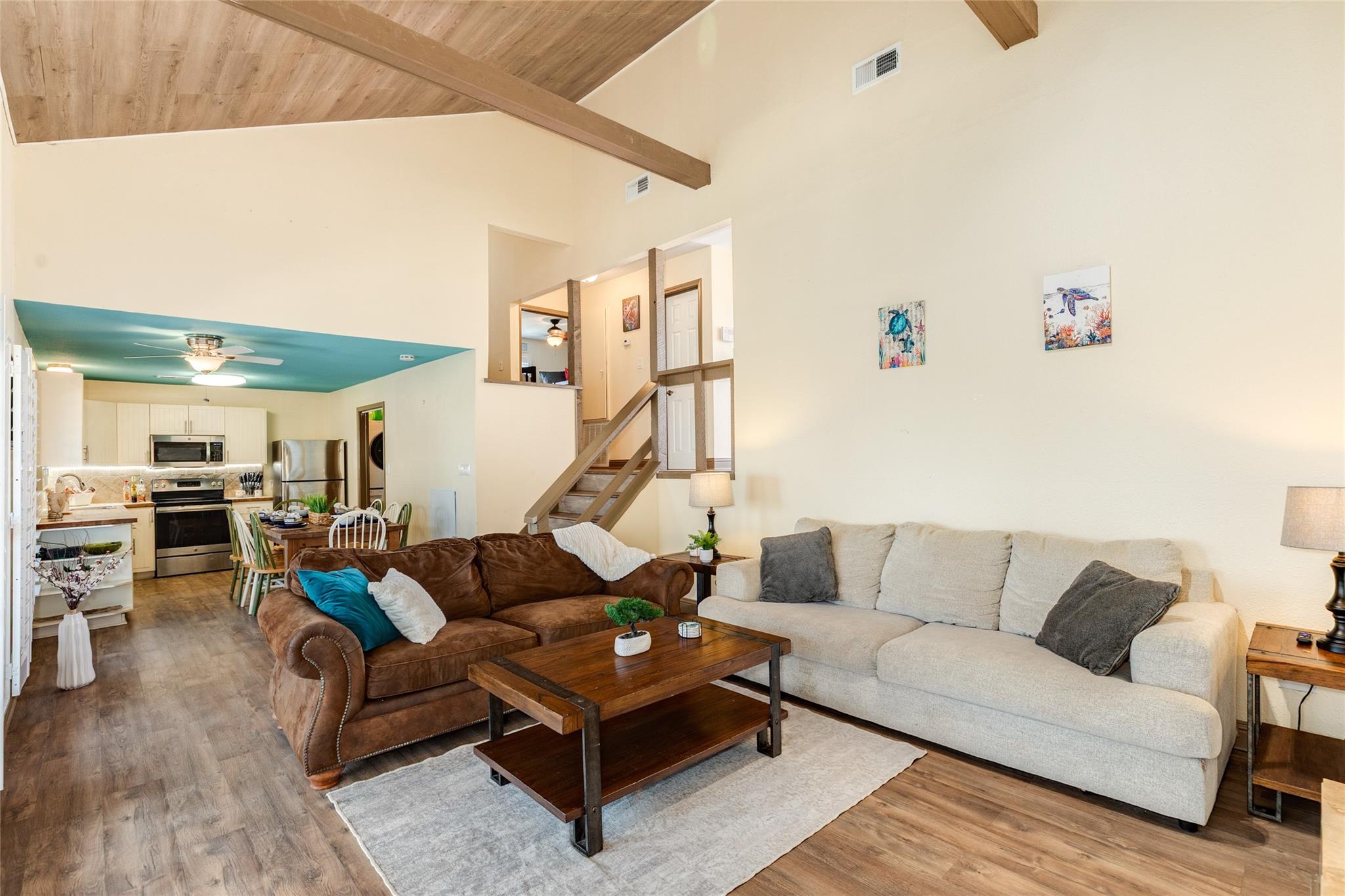 21216 Gulf Drive