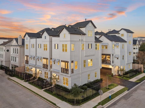 Photo of 4028 Blossom Street, Houston, TX 77007 (MLS # 10284609)