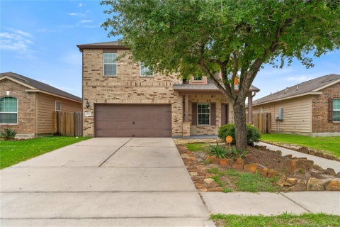 Photo of 6531 Lost Pines Bend, Houston, TX 77049 (MLS # 17273333)