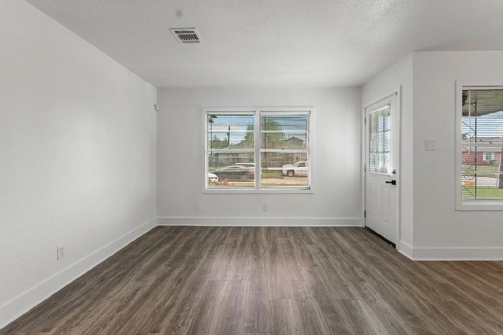 Photo of 4303 Dacca Drive, Houston, TX 77047 (MLS # 72455232)