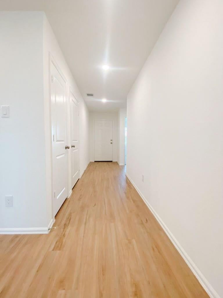 4242 Barrington Cove