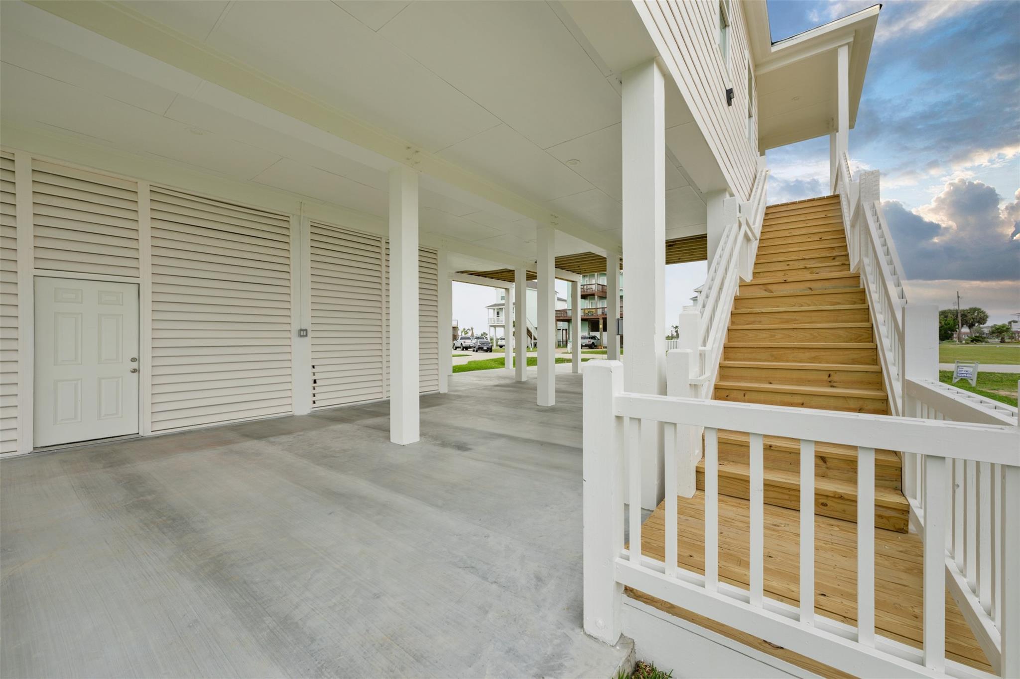23107 Miramar Circle