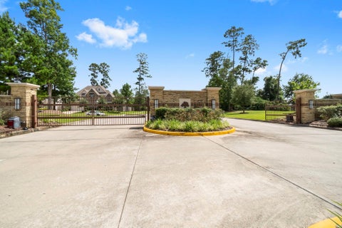 Photo of 32052 Autumn Orchard Lane, Conroe, TX 77385 (MLS # 95962970)