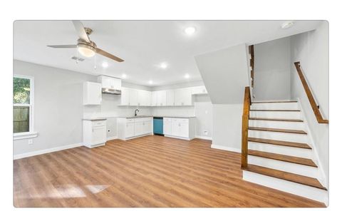 Photo of 8332 Parker Rd Rd #A, Houston, TX 77078 (MLS # 79690078)