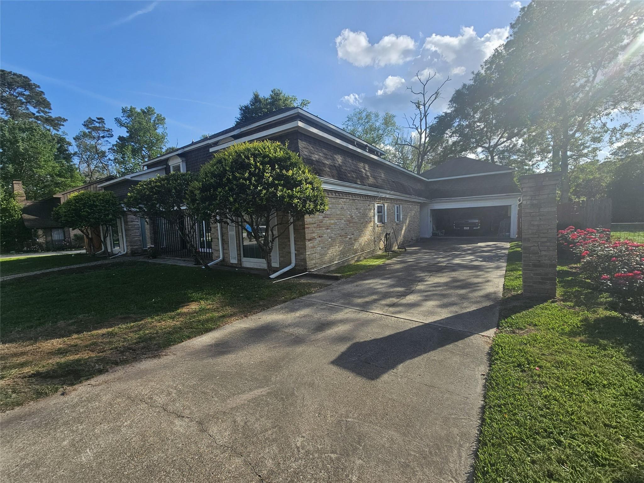 548 River Plantation Drive