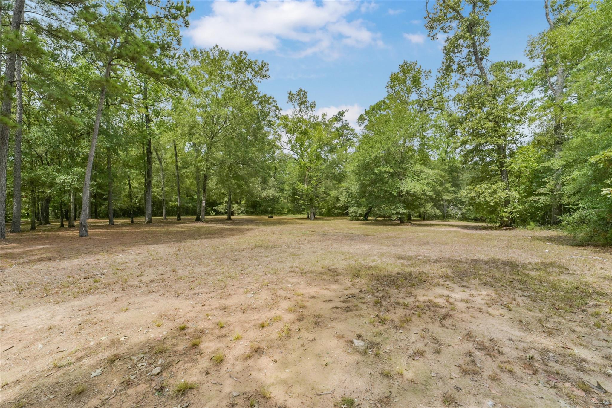 001 & 002 Farmcreek Drive