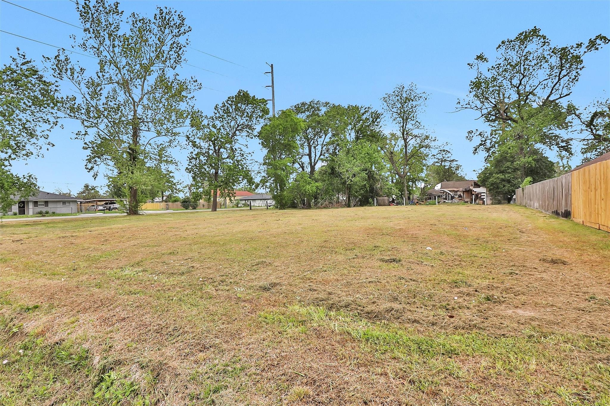 9205 & 9207 Spaulding Street