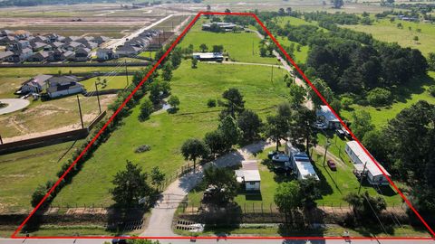 Photo of 21512 Binford Road, Waller, TX 77484 (MLS # 22663885)