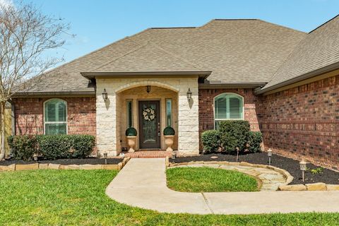Tiny photo for 238 Creekside Lane, Lake Jackson, TX 77566 (MLS # 53555888)