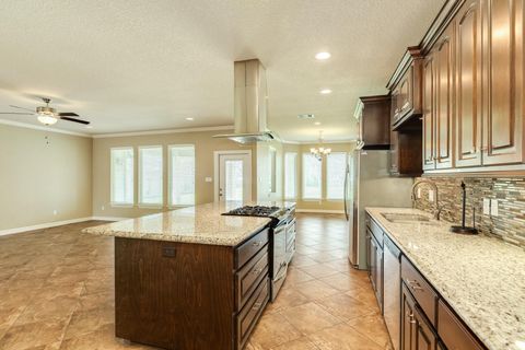 Tiny photo for 238 Creekside Lane, Lake Jackson, TX 77566 (MLS # 53555888)