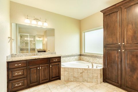 Tiny photo for 238 Creekside Lane, Lake Jackson, TX 77566 (MLS # 53555888)