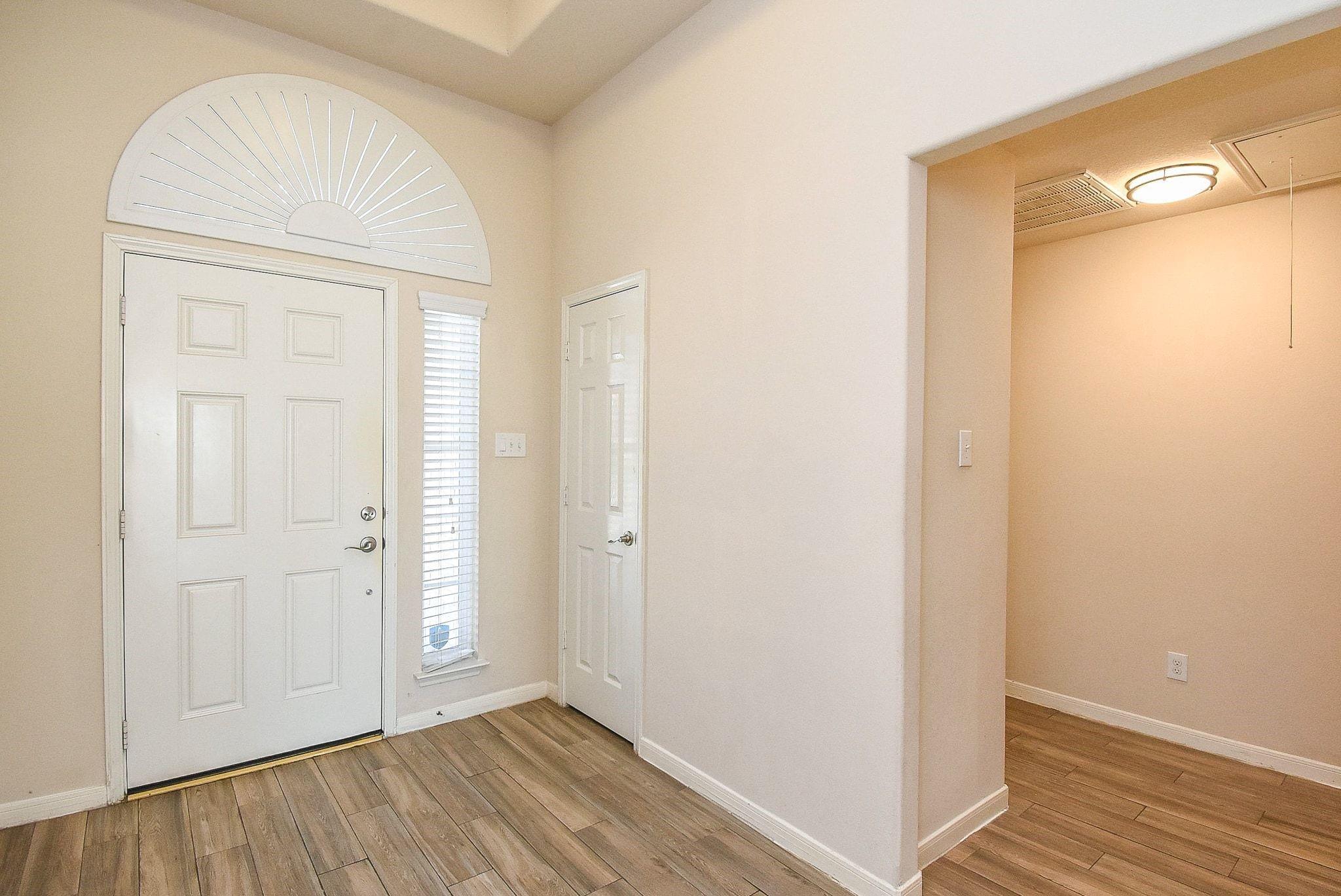 4915 Ibis Lake Court
