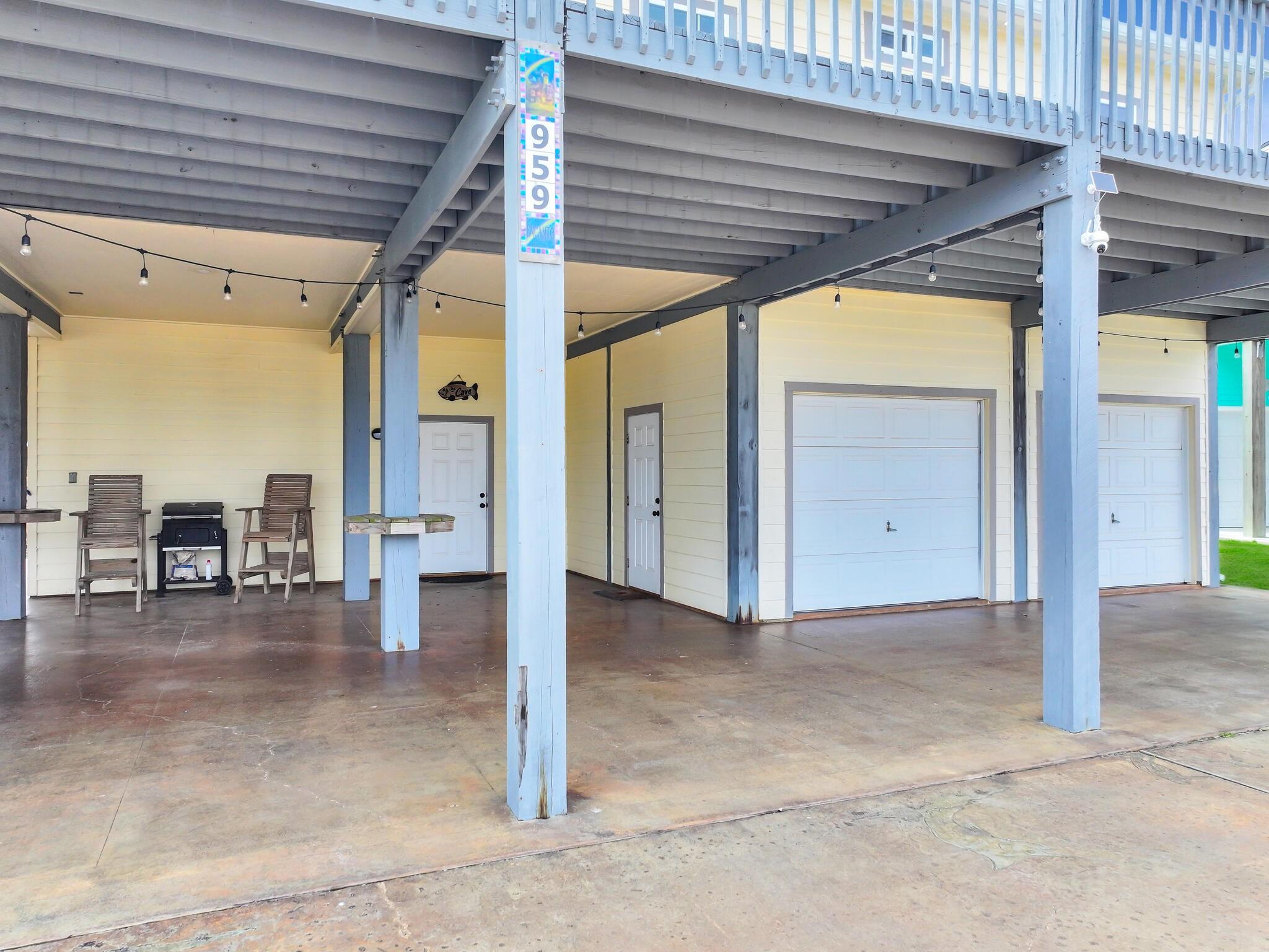 959 Tidelands Drive