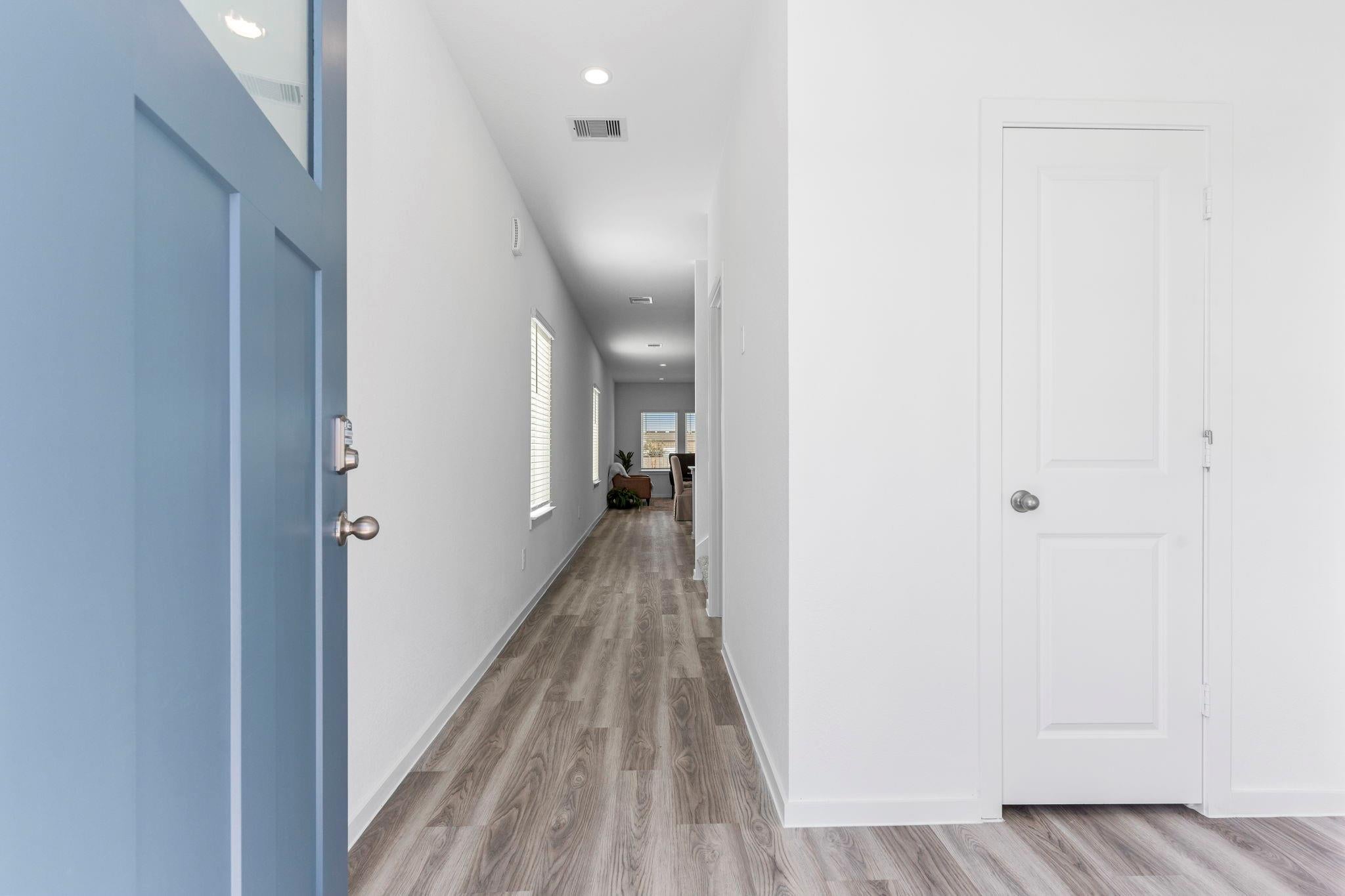 6810 Canyon Breeze Drive